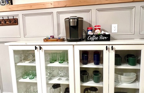 Ouray Condo | A Cozy and a Modern Retreat. Newly renovated -2 bed 1bath. Walk to everything!