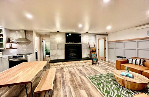 Ouray Condo | A Cozy and a Modern Retreat. Newly renovated -2 bed 1bath. Walk to everything!