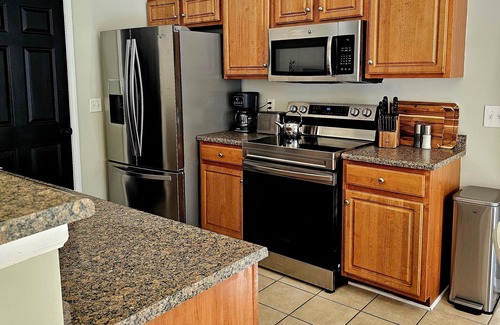 Hampstead House | A cozy and charming home located near gorgeous beaches and a bustling downtown.