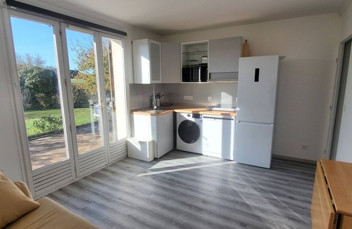 Le Mesnil-Saint-Denis Apartment | A cozy appartement in Haute vallée de Chevreuse