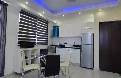 Centro de los Heroes Apartment | A cozy apartment one bedroom queen bet .