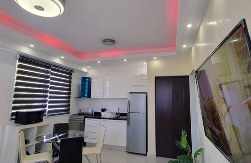 Centro de los Heroes Apartment | A cozy apartment one bedroom queen bet .
