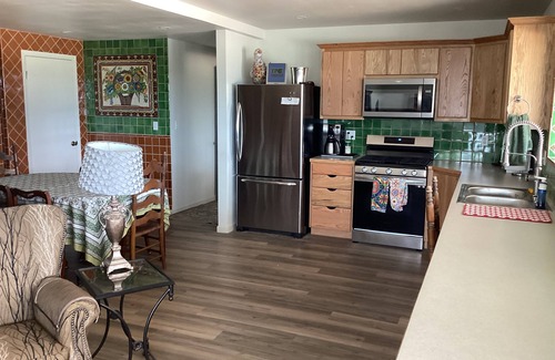 Junction House | A cozy barn-dominium in rural Texas with an easy walk to Llano River access.