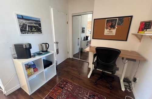 Trinity - Bellwoods House | A Cozy & Bright Apartment w/Terrace-Friendly Neighbourhood Downtown Toronto