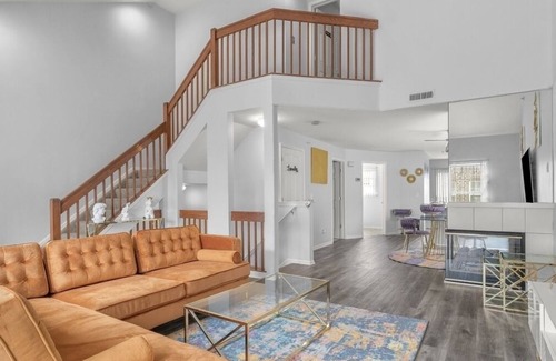 Dearborn Condo | A cozy condo for traveling professionals only is the perfect private getaway.
