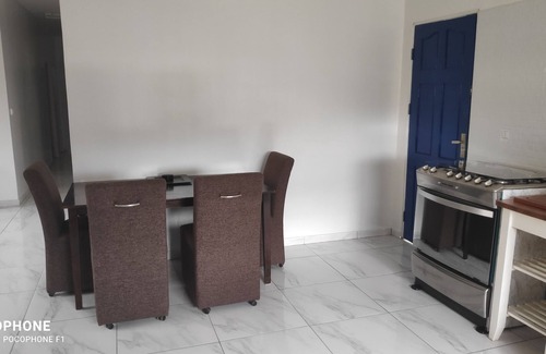 Paramaribo House | A cozy, detached vacation home in Care and Hope/Hermitage.