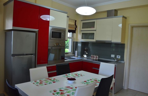 Qerek Villa | A cozy duplex villa in a luxury resort near the beach