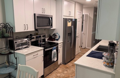Bratton Park House | A Cozy Home Away from Home