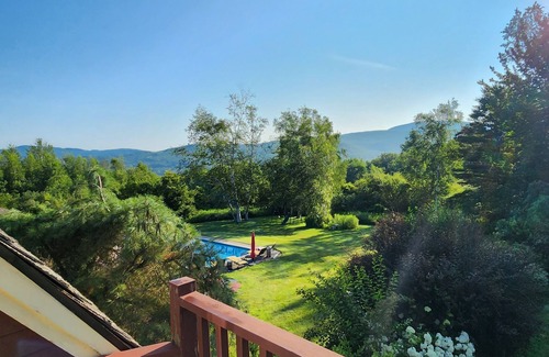 Pownal House | A cozy home nestled in the Green Mountains of Vermont!