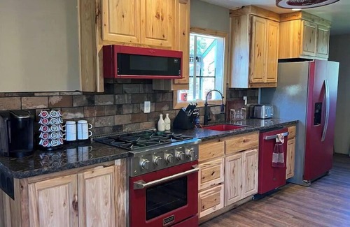 Chester House | A Cozy Little House with a lot to offer!