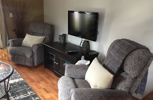 Vernon Cottage | A cozy Okanagan cottage for your getaway