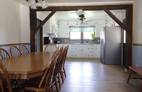 New Bedford Cottage | A cozy, relaxing cottage in Ohio's Amish country.