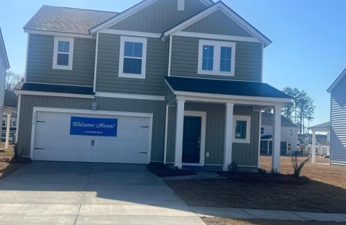 Ridgeville House | A Cozy Summerville Getaway