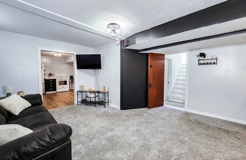 Norfolk Apartment | A cute & cozy little apartment!