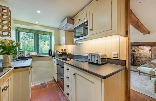 Moreton-in-Marsh Cottage | A delightful two bedroom Cotwold holiday cottage with garden - Cosy Corner