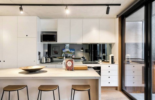 Fitzroy Apartment | A Designers Dream in the Heart of Trendy Fitzroy