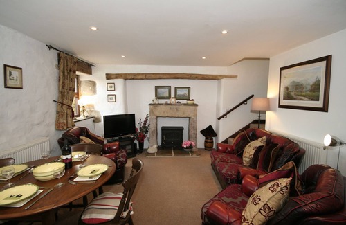 Peak District Cottage | A fabulously quiet paradise situated on a working farm Castleton