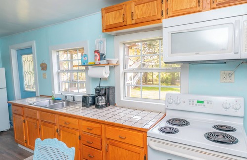 Shoreline Park Apartment | A Fair Wind: Waterfront