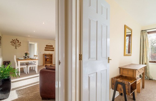 Westleton Cottage | A family-friendly cottage set within ten acres of beautiful landscaped gardens benefiting from onsit