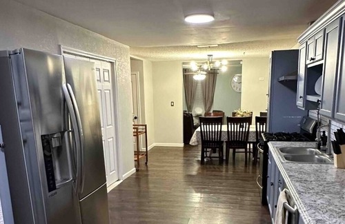 Wichita Falls Cottage | A family-friendly, tranquil oasis on Beverly Drive.