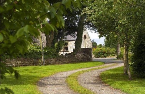 Belfast Cottage | A Family & Pet friendly cottage set in rural surroundings