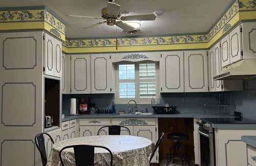 Live Oak House | A Farm Stay only 3 miles from Live Oak