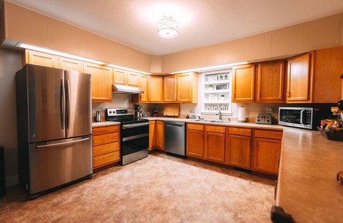 Hillsboro Other | A feel of Gatlinburg as you sit in the jacuzzi overlooking southern Ohio hills.
