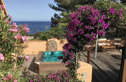 Cala Gonone House | .a few meters from the sea