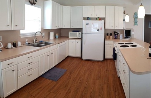 Galveston House | A Fisherman's Paradise, King Bed, Internet 1200Mbps