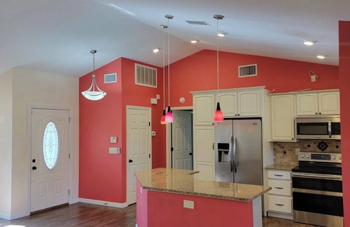 Auburndale House | A Florida Oasis with a private pool! 15 minutes to Lego land!