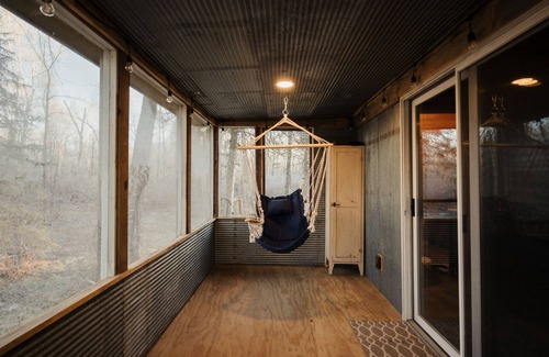 Emily Cabin | A-Frame|40acres|HikingTrail |Screen Porch|Secluded