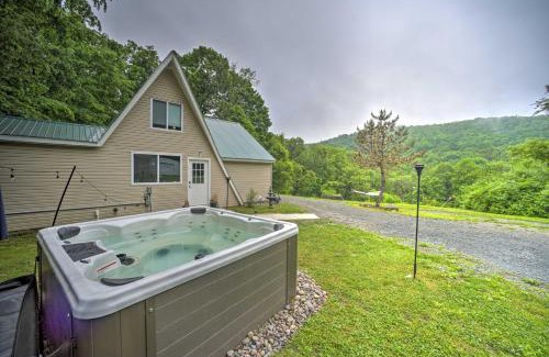 Johnsonville House | A-Frame Cabin with Hot Tub 5 Mi to Waterford!