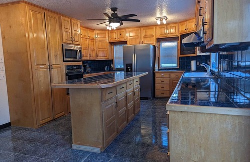 Kingston Cottage | A Frame Cottage on 3 Acres at Beautiful Lake Texoma