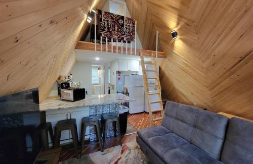 Jeffersonville House | A Frame of Mind
