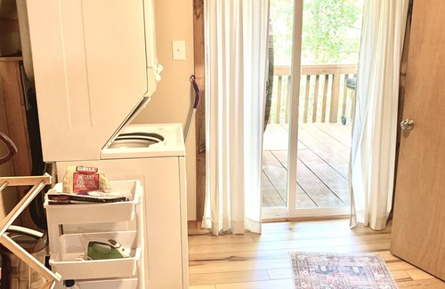 Wellington Cabin | A-Frame with outdoor barrel sauna near Cave Run Lake!