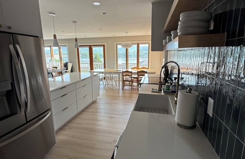 Trempealeau House | A fully remodeled home overlooking Mississippi River in a charming river town!