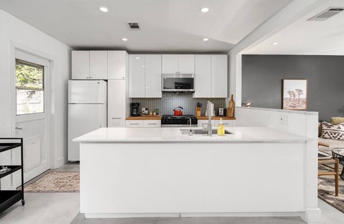 South Manchaca House | A gem of hip South Austin