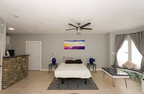 Springville House | A get away from the city with small town convenience!