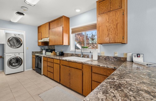 Lewiston House | A Getaway House~ Great For Families