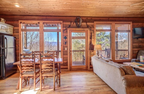 Helen Cabin | A Glimpse of Heaven - 3rd Night Free! See Details Below.