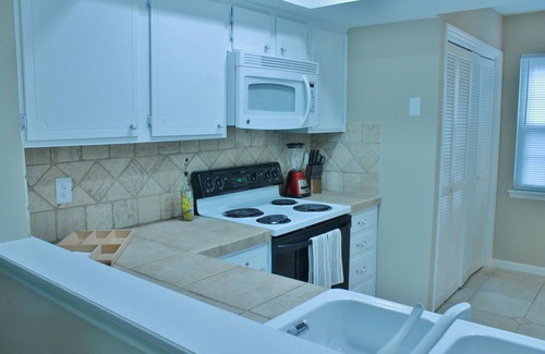 McAlpine Condo | A Good Distraction! Pet Friendly All Inclusive South Charlotte Condo