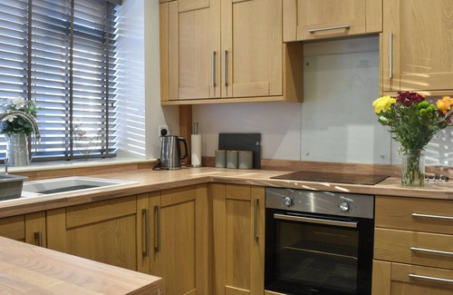 Bishop Auckland Cottage | A gorgeous cottage in a great location for local shops and pubs.