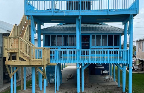 Grand Isle House | A Grand St-isle, beachfront - Coastal Realty Group