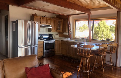 Torrey Cabin | A Grandview over Capitol Reef National Park