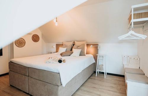 Vilt Bed & Breakfast | A Green Oasis, Surrounded by Splendor