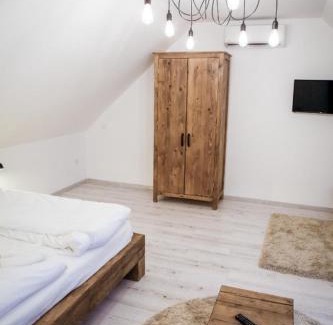 Diosgyor House | A Ház