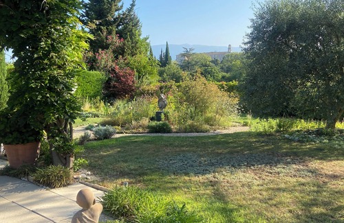 Saint-Didier House | A haven of peace in Provence with magnificent views and close to lively village