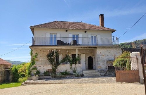Cenevieres House | A haven of peace near Saint Cirq Lapopie
