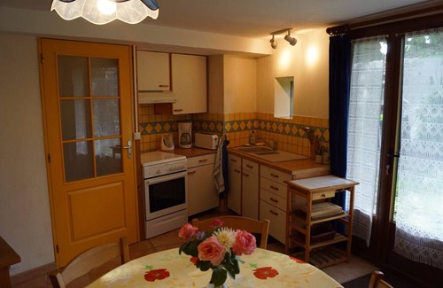 Cassaignes Cottage | A haven of peace surrounded by numerous paths with views of the Pyrenees!