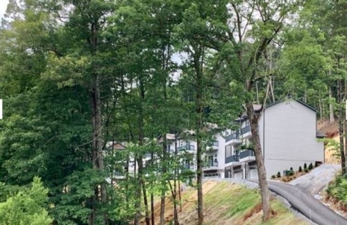 Helen House | A Heavenly Resort in Helen, GA